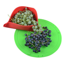 Load image into Gallery viewer, Non-slip Kitchen Cutting Board